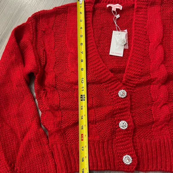 Re:named sweater - Picture 10 of 10